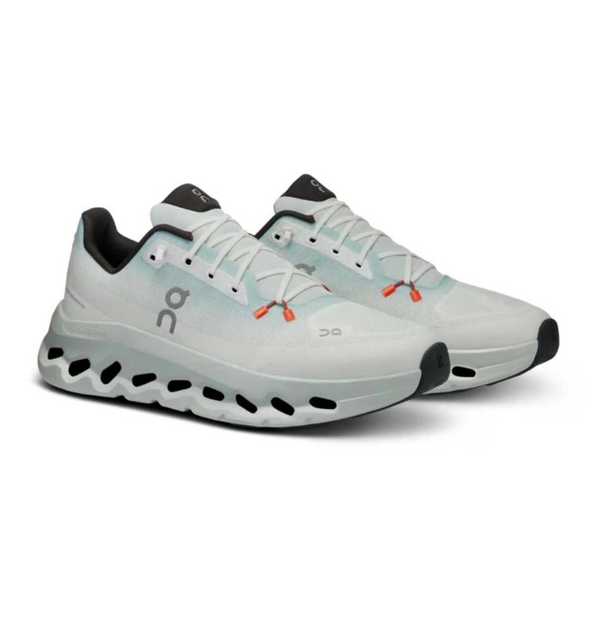 On Cloud Tilt - high-performance athletic footwear with advanced cushioning