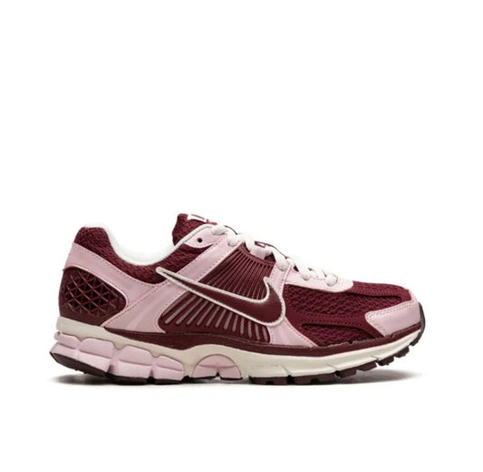 Nike Zoom Vomero 5 Cherry - high-performance athletic footwear with advanced cushioning