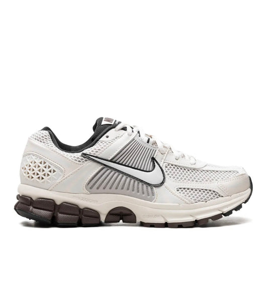 Nike Zoom Vomero 5 White Black - high-performance athletic footwear in Black with advanced cushioning
