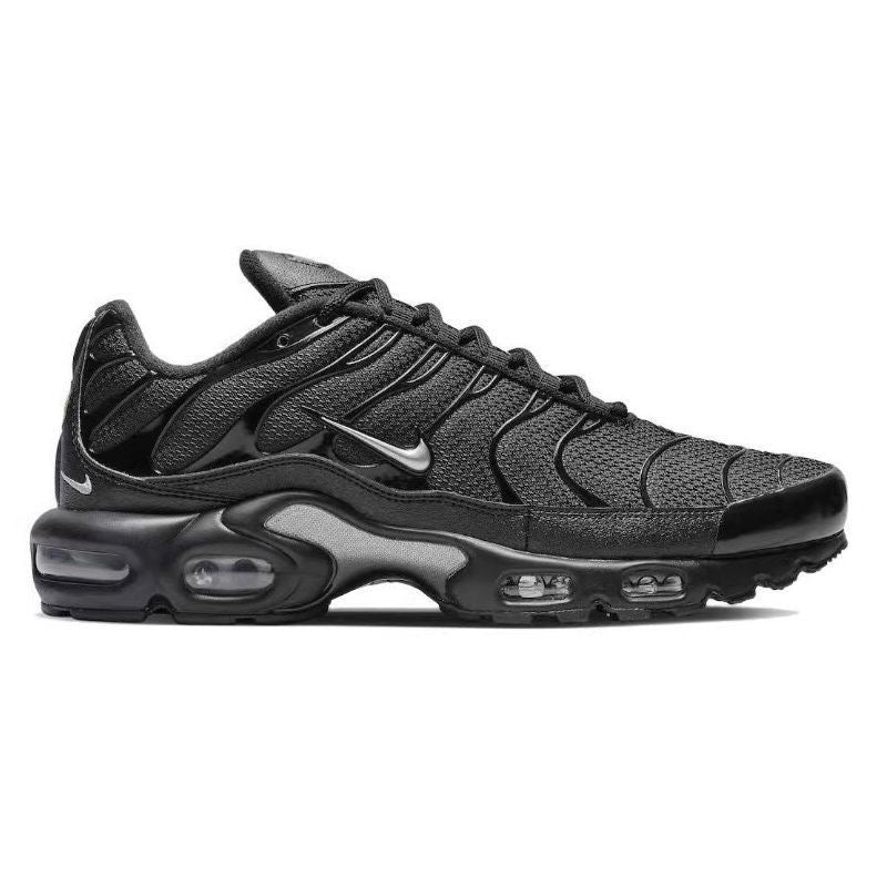 Nike Vapormax black - high-performance athletic footwear in Black with advanced cushioning