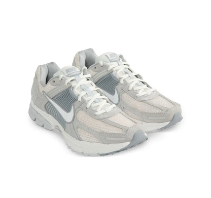 Nike Zoom Vomero 5 Grey - high-performance athletic footwear in Grey with advanced cushioning