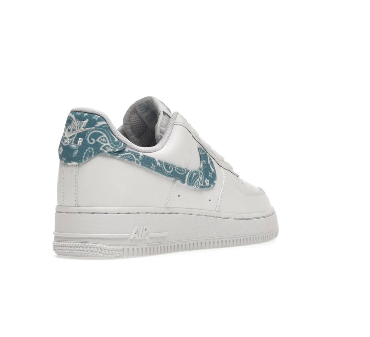 Nike AIR FORCE 1 - high-performance athletic footwear with advanced cushioning